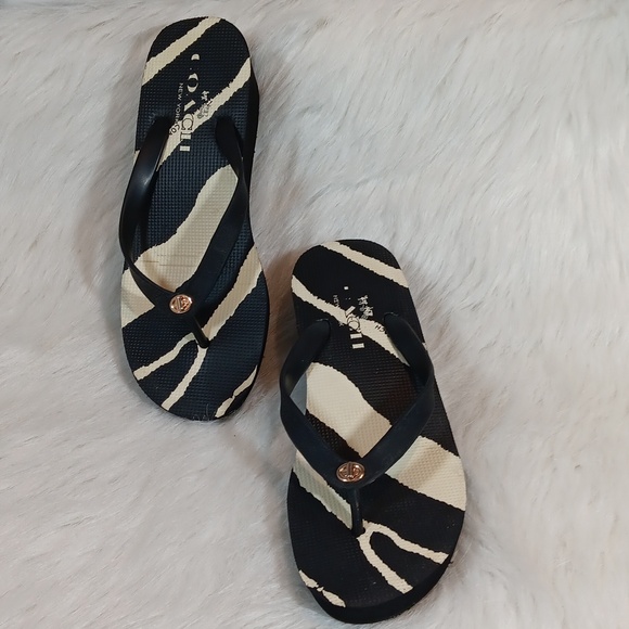 Coach Zebra Flip Flops Sz 7 - 7.5 - Picture 3 of 8